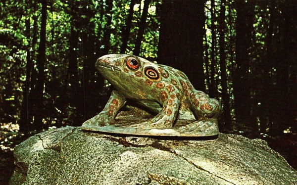 Dinosaur Gardens - Old Post Card View (newer photo)